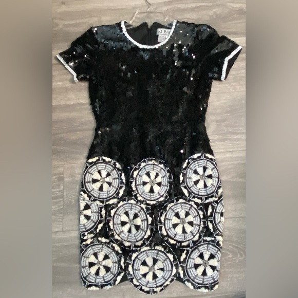 Rare AJ Bari Vintage Silk Sequins Beaded Scalloped Hem Cocktail Party Dress Sz 6 - Picture 10 of 16